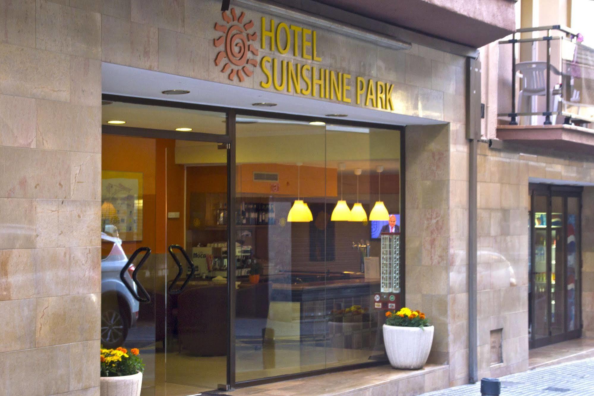 Hotel Sunshine Park Lloret de Mar Buitenkant foto